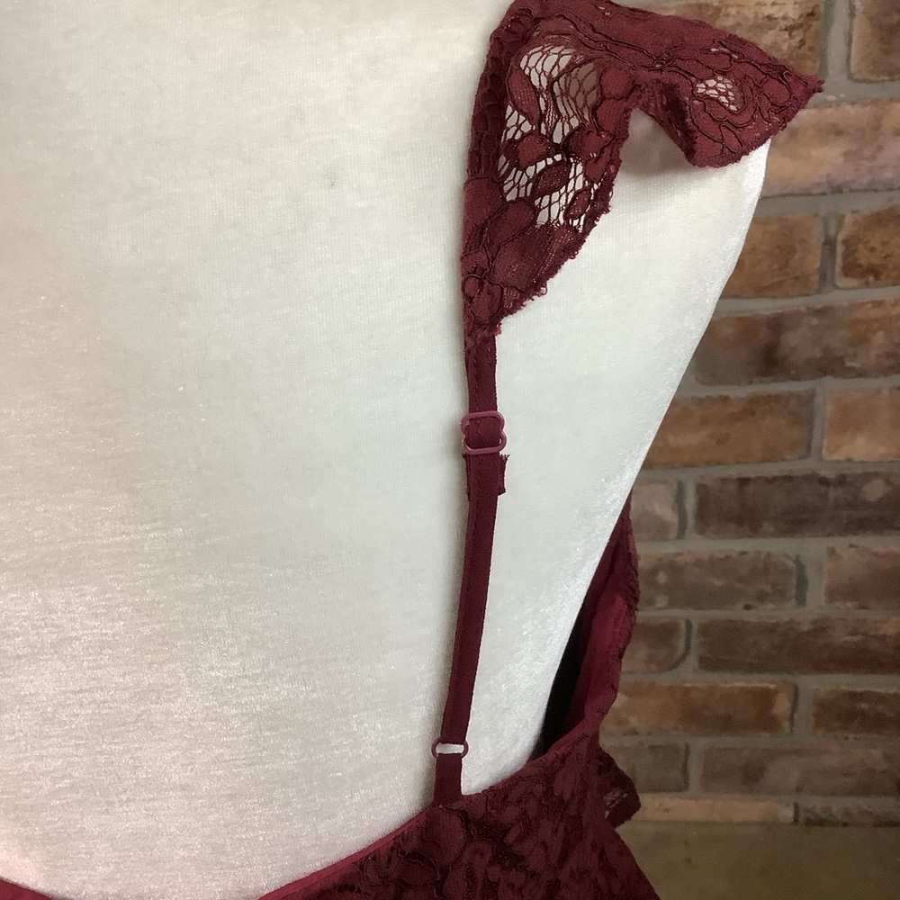 TOBI “Just Us Two” Pleated Lace Wine Skater Dress - Picture 8 of 12